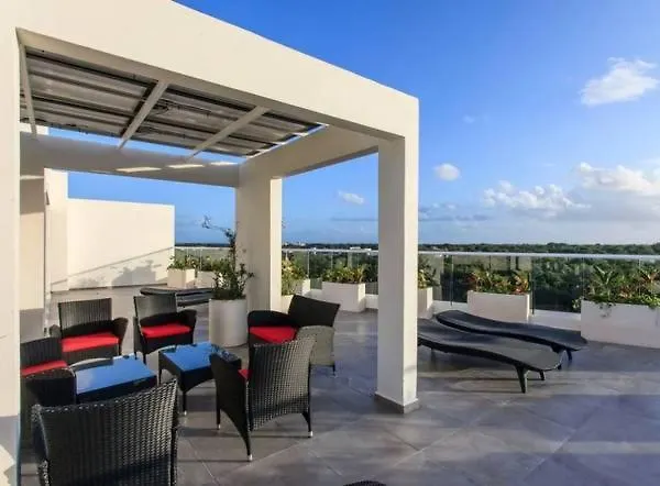 Penthouse At Zulim Condos Aparthotel